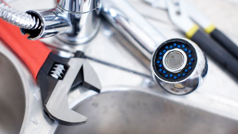 Как выбрать курсы обучения слесарей-сантехников после 9, 10 и 11 класса?